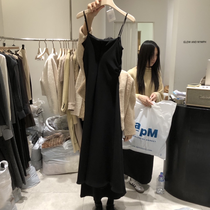 GLOW AND NYMPH韓國代購㊣女士新品25秋冬時尚熱賣連衣裙GLOW AND NYMPH連衣裙