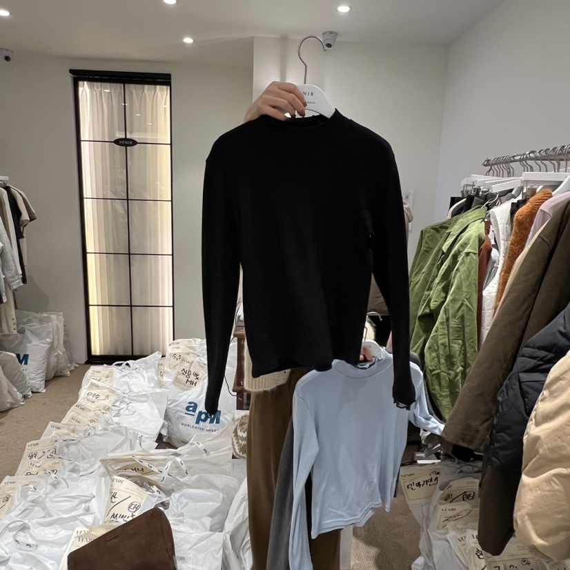 VENIR-a東大門㊣實拍女裝新款人氣25秋冬時尚休閑職業長袖T恤VENIR-a長袖T恤圖色2