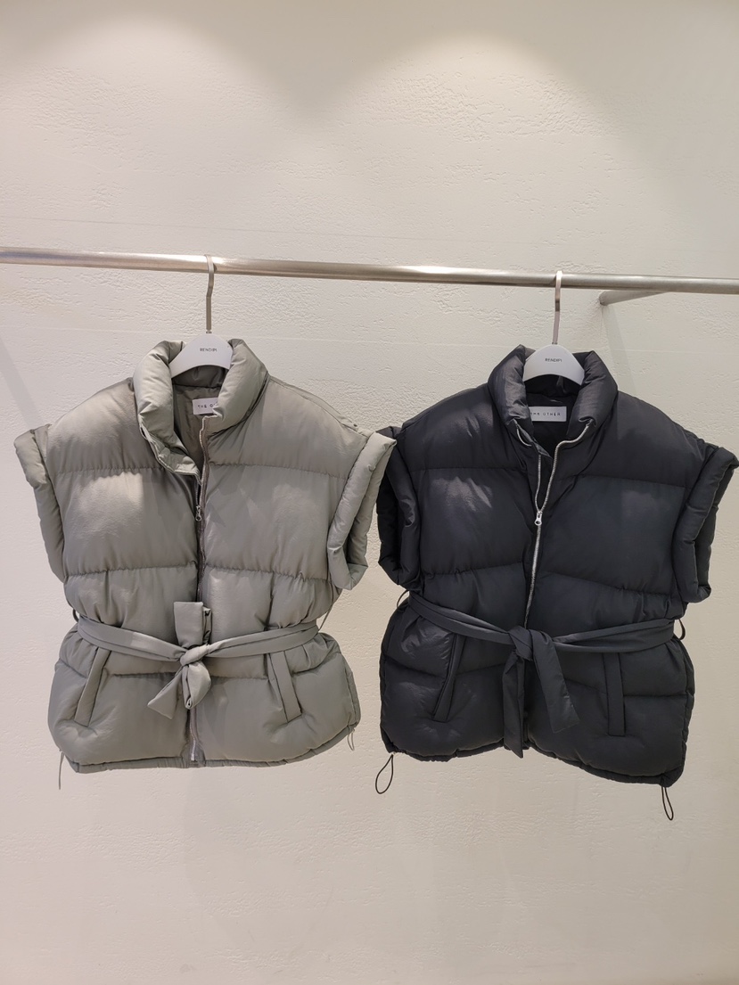 THE OTHER東大門㊣直郵女裝新品時尚人氣熱賣真品馬甲含腰帶THE OTHER馬甲