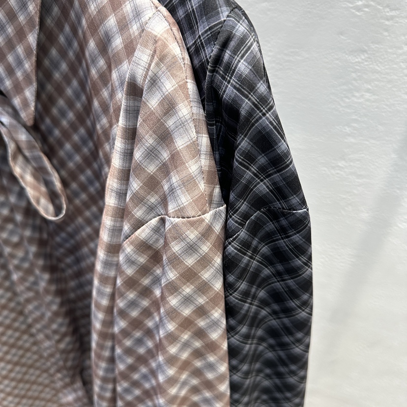 TRIPLE SEVEN東大門㊣直郵女裝新款25秋冬襯衫蕾絲衫不含配飾TRIPLE SEVEN襯衫/蕾絲衫