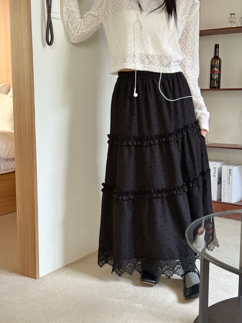 TRIPLE SEVEN東大門㊣實拍女裝新款時尚人氣真品長裙圓點褶邊TRIPLE SEVEN長裙