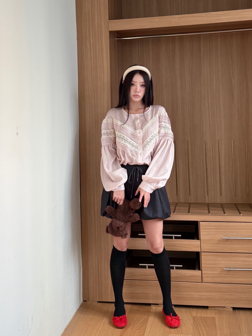 TRIPLE SEVEN東大門㊣直郵女裝新品25秋冬人氣推薦襯衫蕾絲衫TRIPLE SEVEN襯衫/蕾絲衫