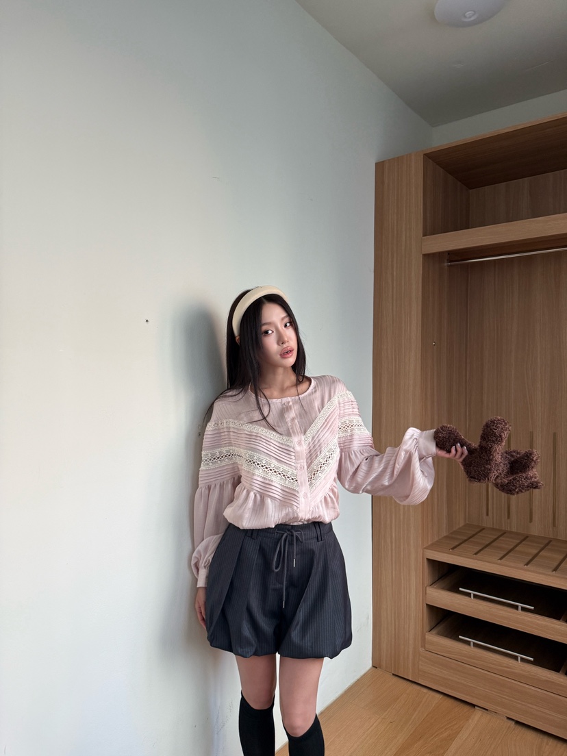 TRIPLE SEVEN東大門㊣直郵女裝新品25秋冬人氣推薦襯衫蕾絲衫TRIPLE SEVEN襯衫/蕾絲衫