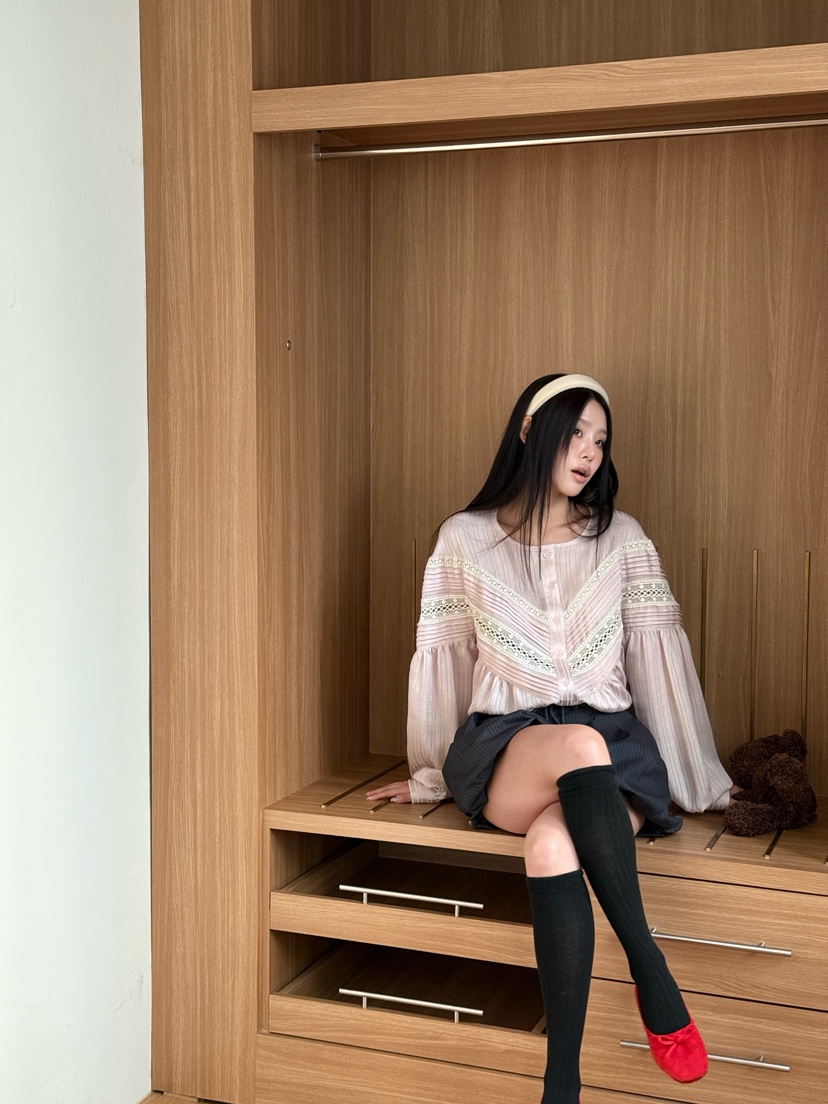 TRIPLE SEVEN東大門㊣直郵女裝新品25秋冬人氣推薦襯衫蕾絲衫TRIPLE SEVEN襯衫/蕾絲衫