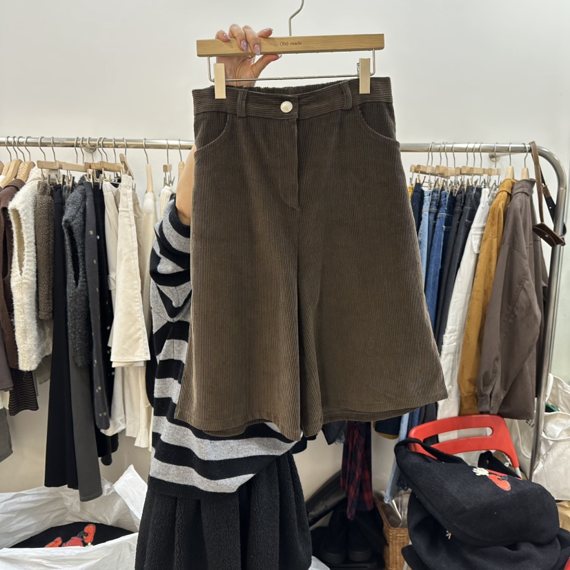 DELIGHT-L韓國代購㊣女士新款25秋冬時尚職業推薦熱賣短褲DELIGHT-L短褲圖色2