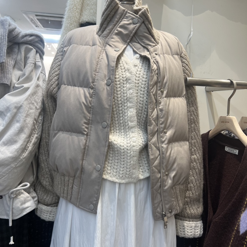 ONE MONE東大門㊣實拍女士新品熱賣職業真品25秋冬短款羽絨服絨ONE MONE短款羽絨服圖色2