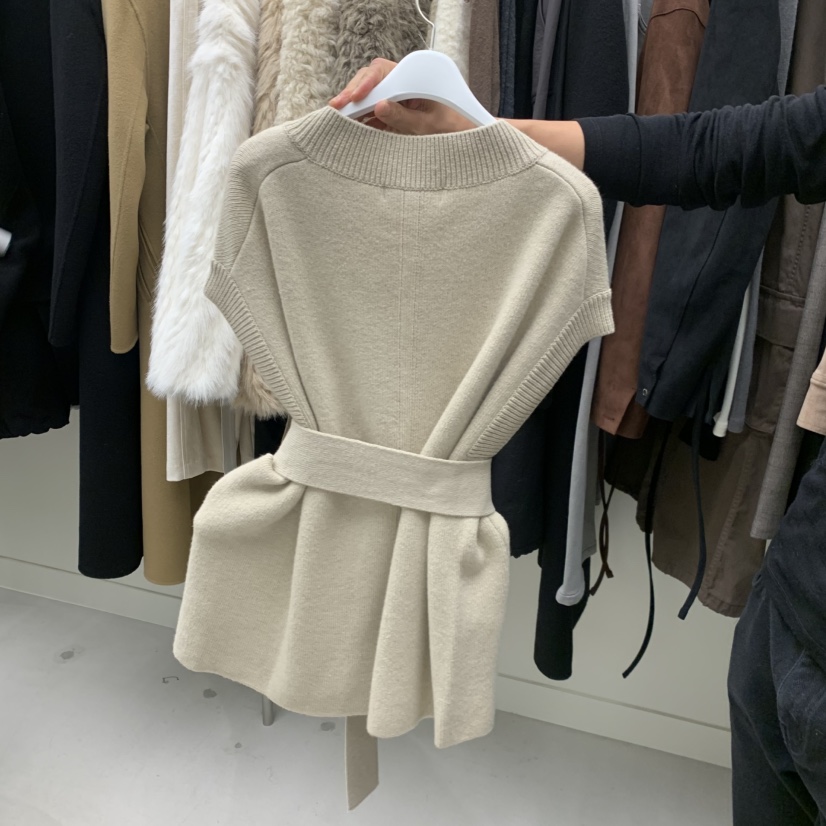 NUTPLAN韓國代購㊣女裝新款休閑時尚職業推薦針織衫含腰帶V領NUTPLAN針織衫