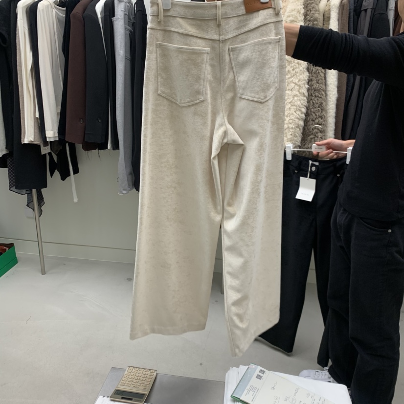 NUTPLAN東大門㊣直郵女士新款真品推薦25秋冬時尚休閑褲天鵝絨NUTPLAN休閑褲