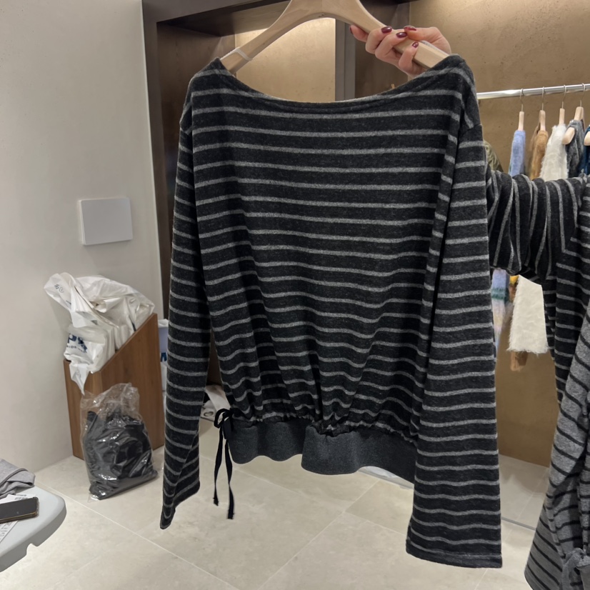 RAWROW東大門㊣實拍女裝新品25秋冬職業人氣休閑熱賣時尚衛衣RAWROW衛衣