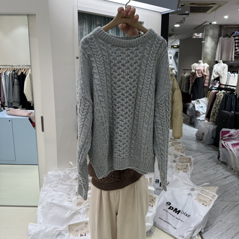 OURMOMENT東大門㊣直郵女士新款25秋冬熱賣時尚真品職業針織衫OURMOMENT針織衫圖色2