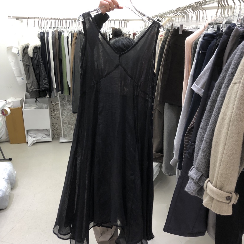 PADO東大門㊣實拍女士新款25秋冬人氣推薦職業休閑連衣裙褶皺PADO連衣裙圖色2