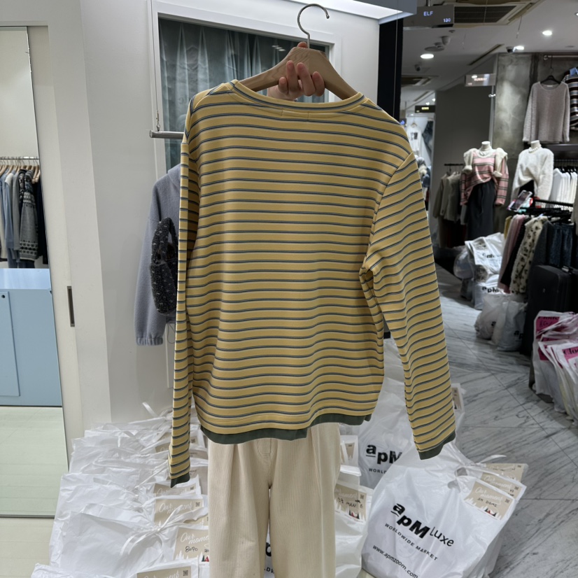 OURMOMENT韓國直郵㊣女裝新款人氣職業真品熱賣休閑長袖T恤OURMOMENT長袖T恤