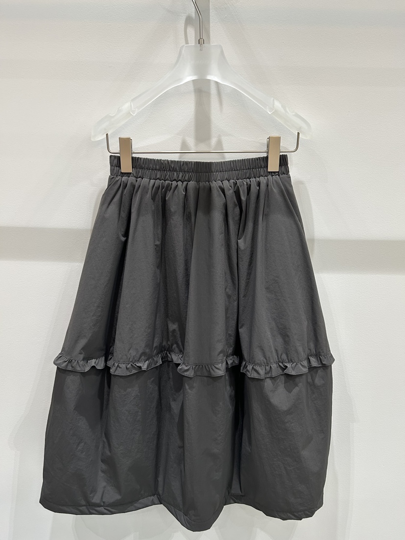 LOOKK東大門㊣實拍女裝新款推薦25秋冬熱賣人氣休閑職業長裙LOOKK長裙