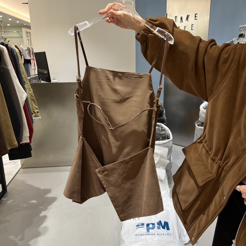 TAKE TEE東大門㊣代購女裝新品真品人氣熱賣吊帶背心不含包TAKE TEE吊帶/背心