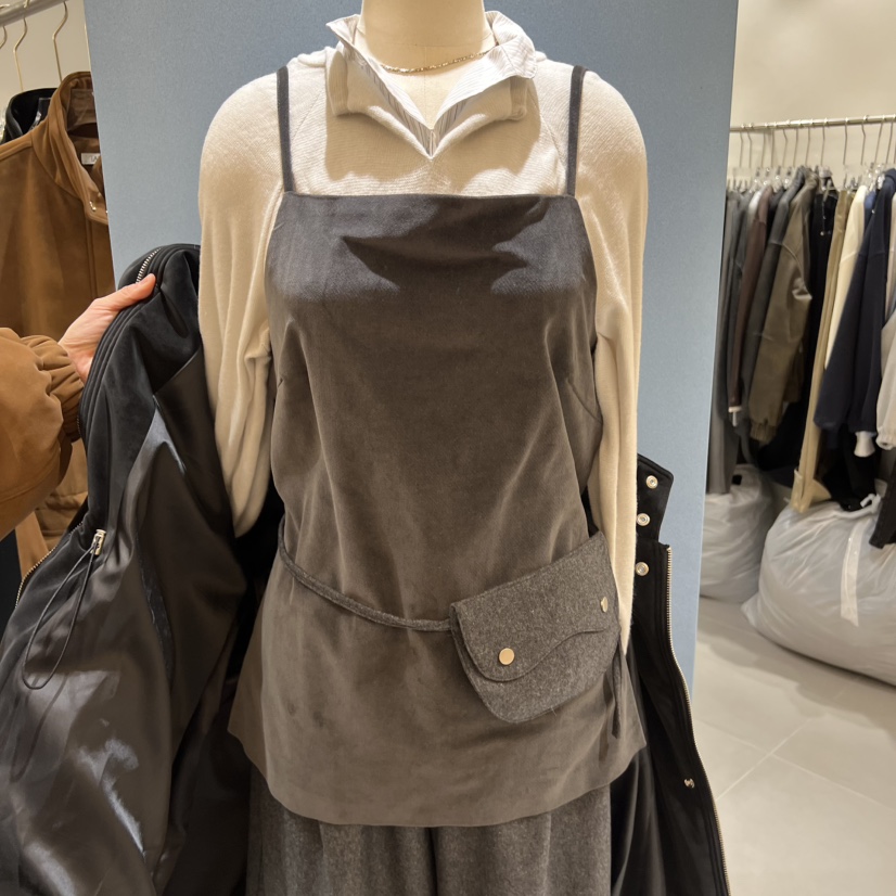 TAKE TEE東大門㊣代購女裝新品真品人氣熱賣吊帶背心不含包TAKE TEE吊帶/背心圖色2