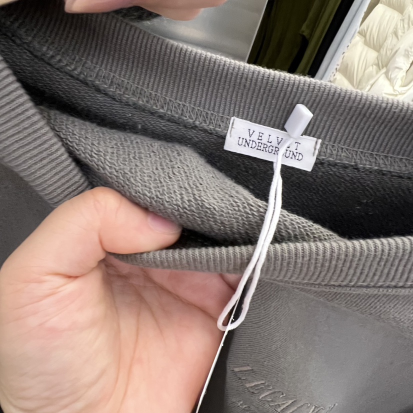 VELVET UNDERGROUND東大門㊣直郵女裝新款熱賣推薦衛衣刺繡VELVET UNDERGROUND衛衣