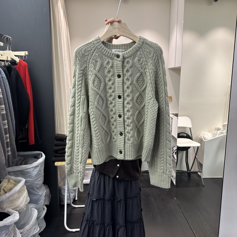 SALT BREAD韓國代購㊣女士新品熱賣時尚推薦人氣職業針織衫SALT BREAD針織衫圖色2