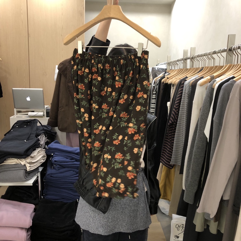 VILLABUTTON東大門㊣實拍女裝新品時尚熱賣半身裙中短裙花朵VILLABUTTON半身裙/中短裙