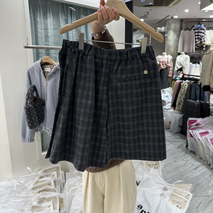 OURMOMENT東大門㊣直郵女士新品25秋冬推薦熱賣職業真品短褲OURMOMENT短褲