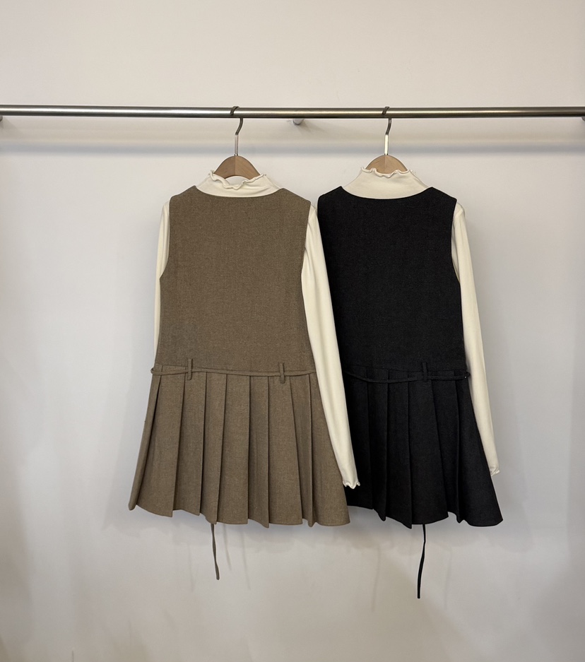 TWENTY FOUR SEVEN24-7東大門㊣直郵女士新款25秋冬套裝兩件套TEWNTY FOUR SEVEN24-7套裝