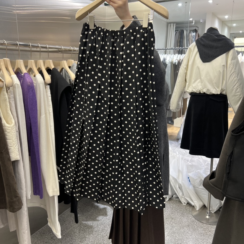 VELVET UNDERGROUND韓國直郵㊣女士新品人氣休閑半身裙中短裙VELVET UNDERGROUND半身裙/中短裙