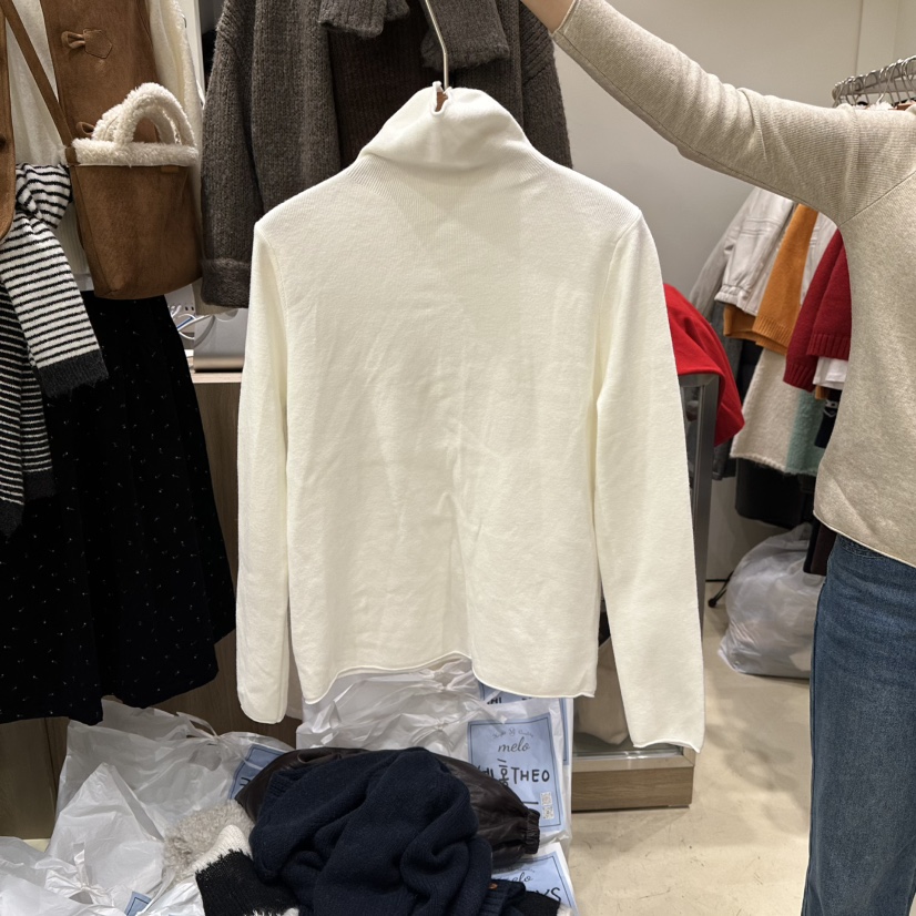 MELO東大門㊣實拍女裝新款真品推薦職業25秋冬時尚熱賣長袖T恤MELO長袖T恤
