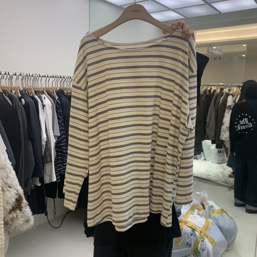 FLAUNT東大門㊣直郵女裝新品真品熱賣25秋冬長袖T恤船領寬松FLAUNT長袖T恤圖色3