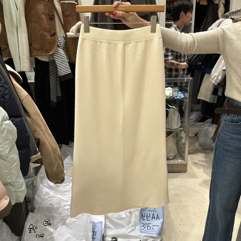 MELO東大門㊣代購女裝新款時尚熱賣真品休閑25秋冬職業長裙MELO長裙圖色2