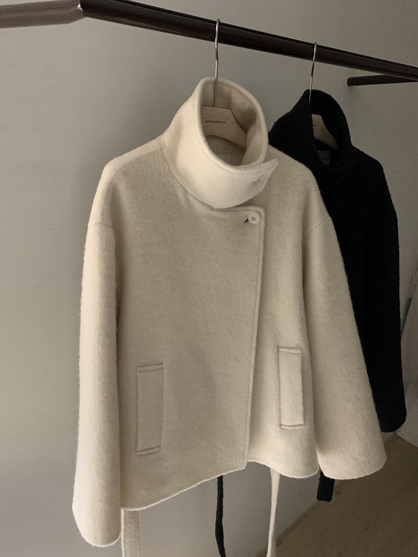 ANDYOUBROWN韓國直郵㊣女士新款休閑短款大衣含腰帶手工高領ANDYOUBROWN短款大衣