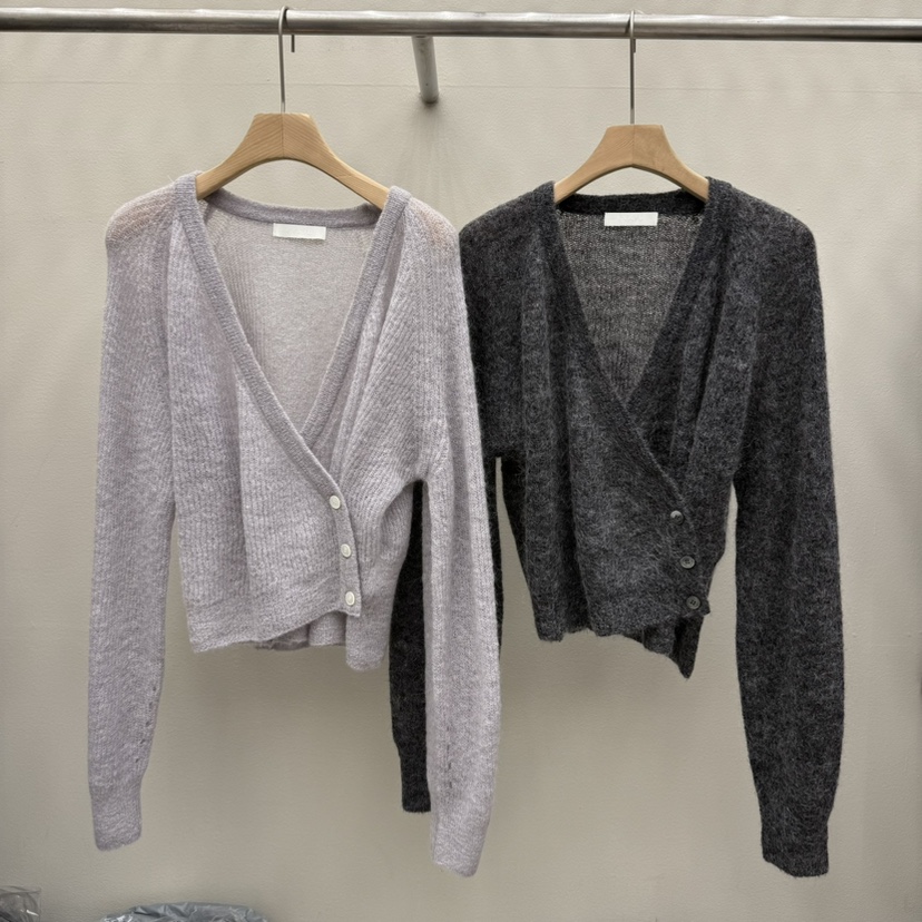 EOOB/LAMEREI東大門㊣直郵女士新款職業熱賣針織衫馬海毛圍巾EOOB/LAMEREI針織衫