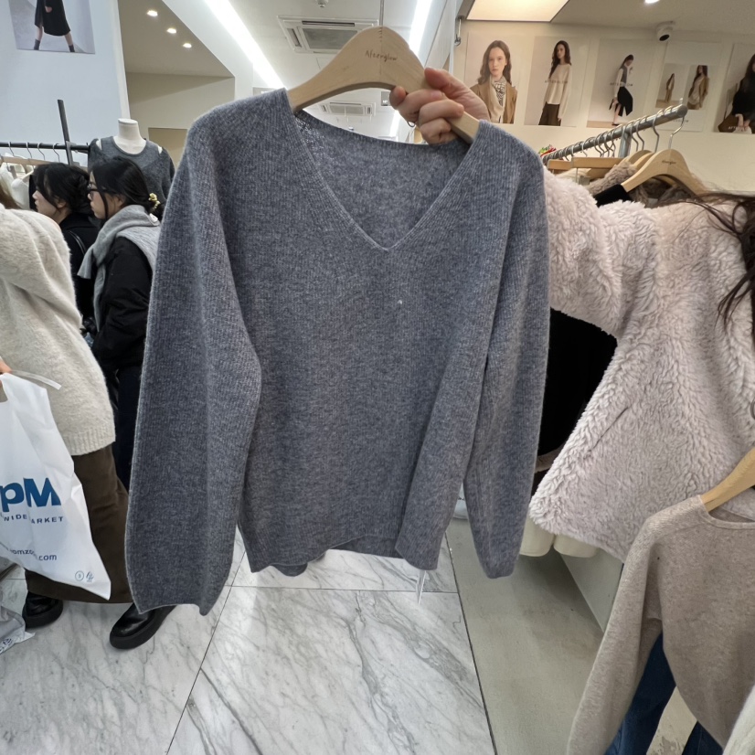 AFTERGLOW韓國直郵㊣女士新款人氣熱賣真品推薦針織衫V領破洞AFTERGLOW針織衫圖色3