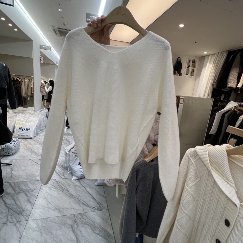 AFTERGLOW韓國直郵㊣女士新款人氣熱賣真品推薦針織衫V領破洞AFTERGLOW針織衫圖色4