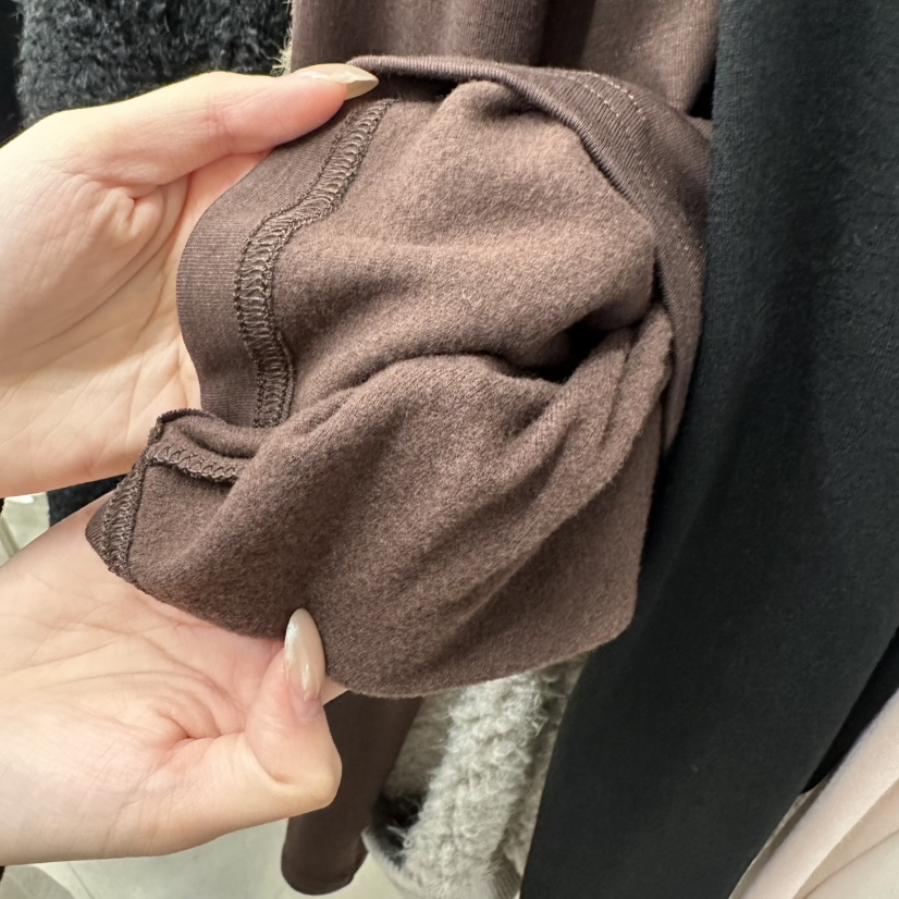 VENEFIT韓國直郵㊣女裝新款推薦真品職業人氣時尚長袖T恤加絨VENEFIT/JENNIE長袖T恤