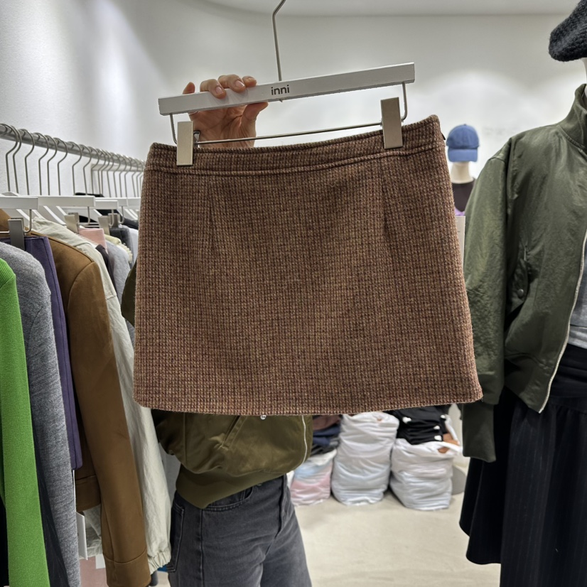 INNI東大門㊣直郵女裝新款休閑時尚職業25秋冬真品熱賣短裙inni短裙