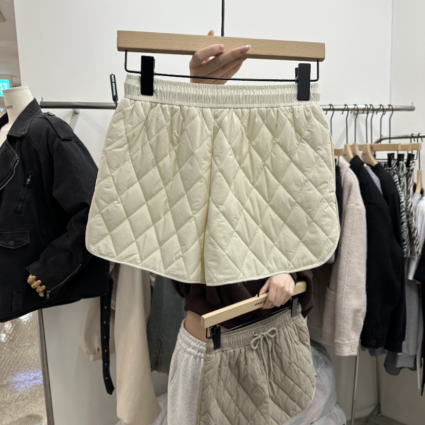 VENEFIT韓國代購㊣女士新品推薦真品熱賣人氣25秋冬短褲填充VENEFIT/JENNIE短褲