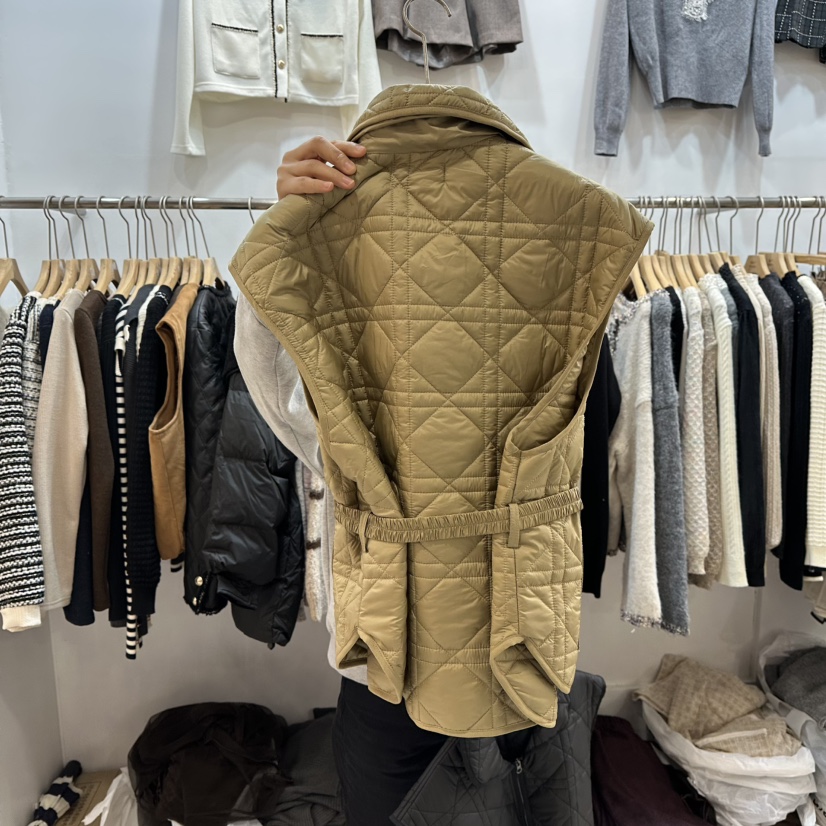 ABLESTUDIO韓國直郵㊣女裝新品人氣推薦時尚熱賣休閑25秋冬馬甲ABLESTUDIO馬甲