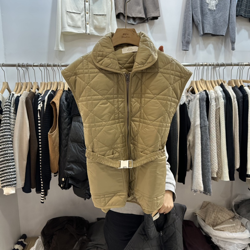 ABLESTUDIO韓國直郵㊣女裝新品人氣推薦時尚熱賣休閑25秋冬馬甲ABLESTUDIO馬甲