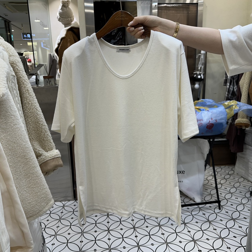 BAMBOLINA韓國代購㊣女裝新品人氣真品職業熱賣推薦T恤羊毛BAMBOLINAT恤