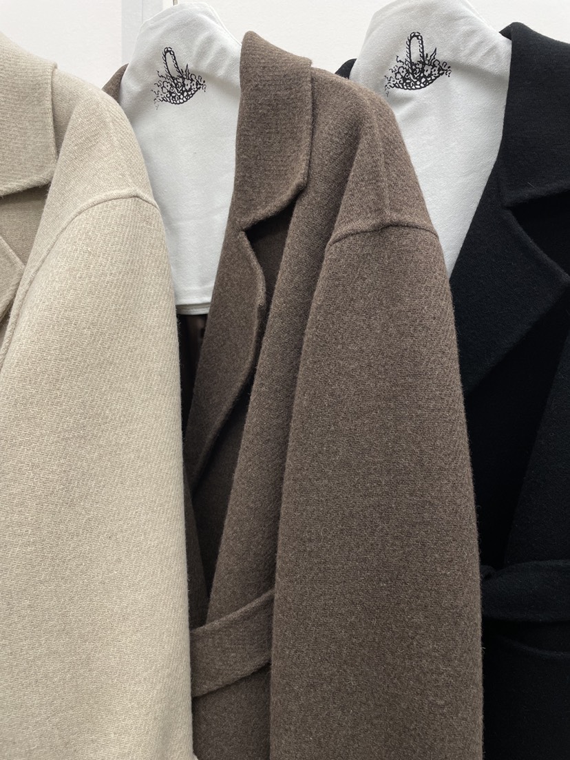 MILUI韓國直郵㊣女士新款職業熱賣時尚推薦中長款大衣含腰帶MILUI中長款大衣