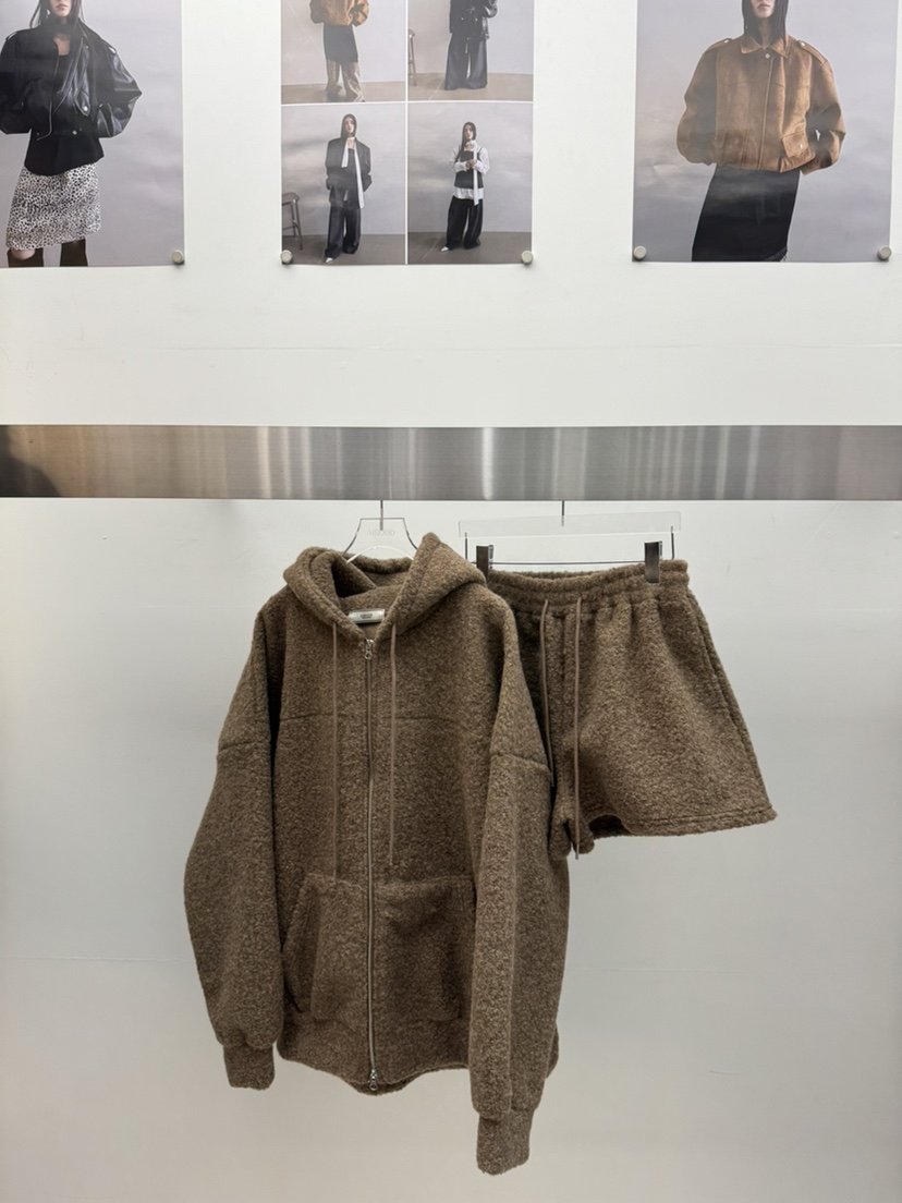 AMOOD東大門㊣直郵女裝新品休閑25秋冬人氣時尚熱賣衛衣拉鏈AMOOD衛衣