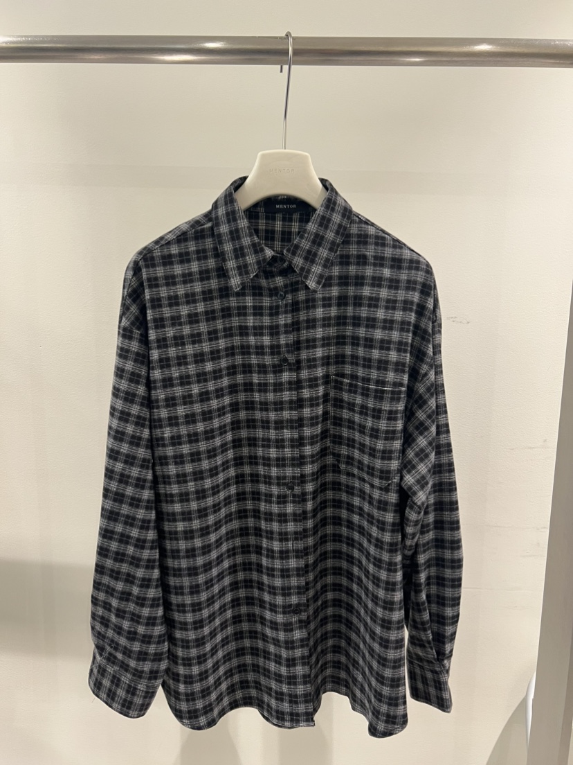 MENTOR韓國代購㊣女士新款時尚襯衫蕾絲衫男女同款法蘭絨格紋MENTOR襯衫/蕾絲衫圖色2