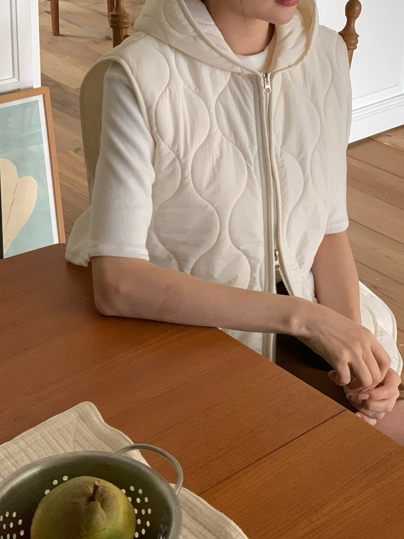 BINUS韓國代購㊣女士新品休閑推薦職業真品熱賣馬甲絎縫連帽BINUS馬甲