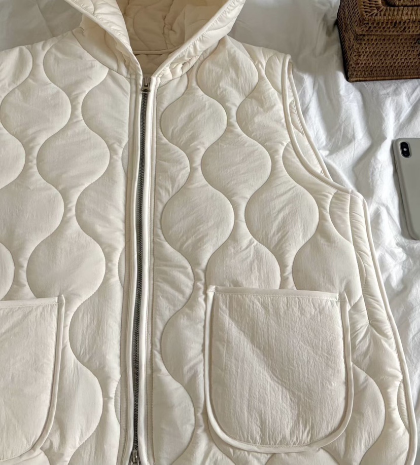 BINUS韓國代購㊣女士新品休閑推薦職業真品熱賣馬甲絎縫連帽BINUS馬甲