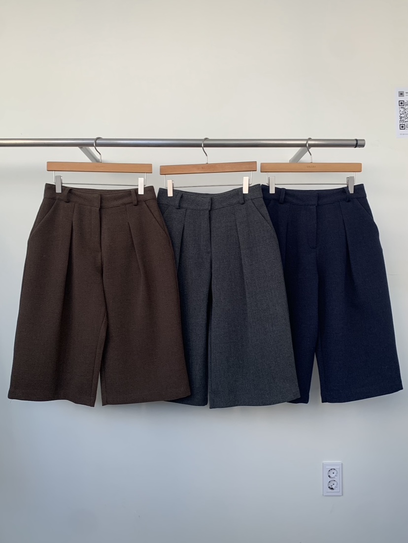 VAARA東大門㊣實拍女裝新品人氣熱賣25秋冬時尚職業休閑短褲VAARA短褲