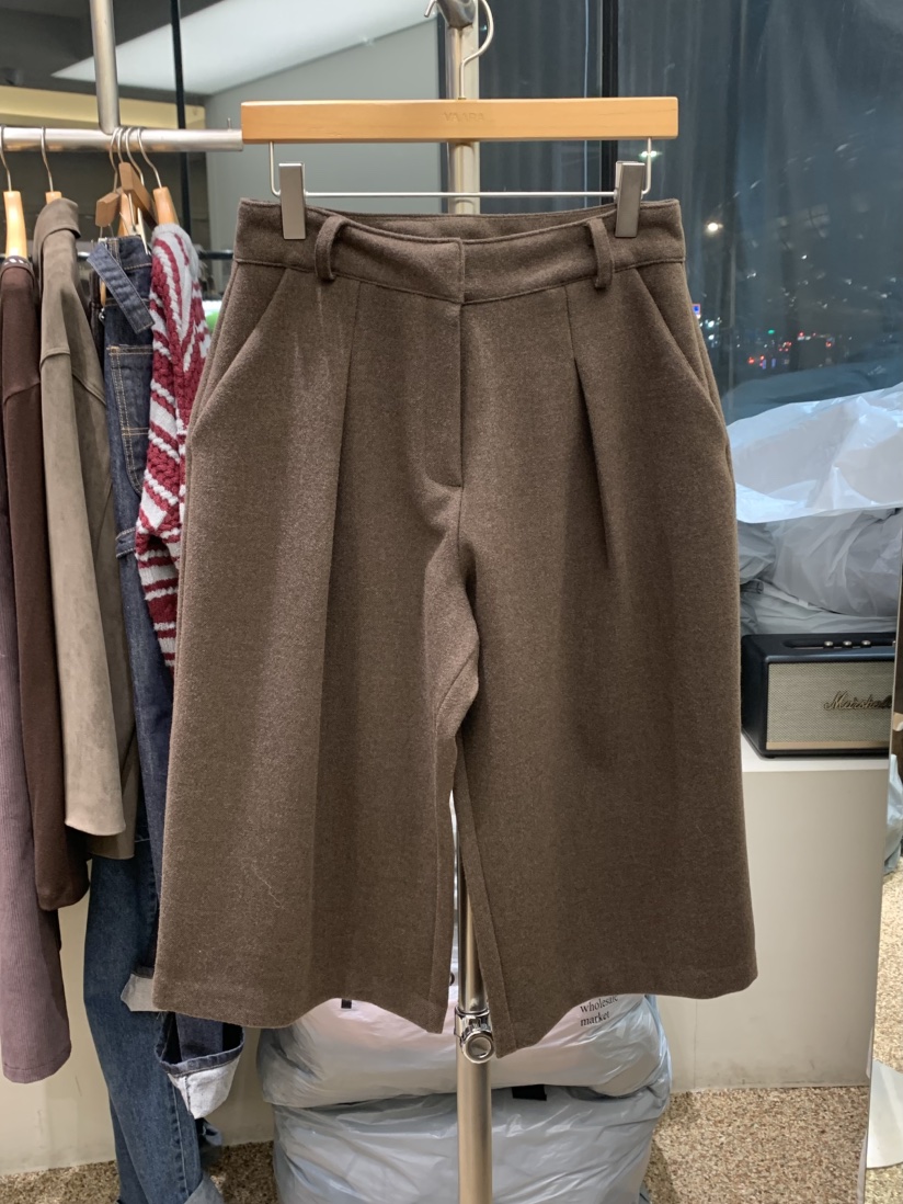 VAARA東大門㊣實拍女裝新品人氣熱賣25秋冬時尚職業休閑短褲VAARA短褲圖色3