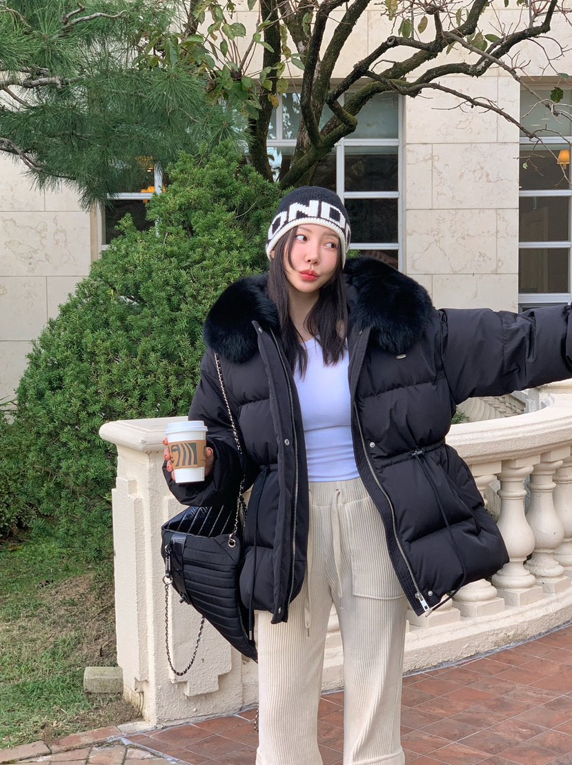 REVE CITE-L東大門㊣直郵女裝新品推薦真品短款羽絨服狐貍REVE CITE短款羽絨服圖色3