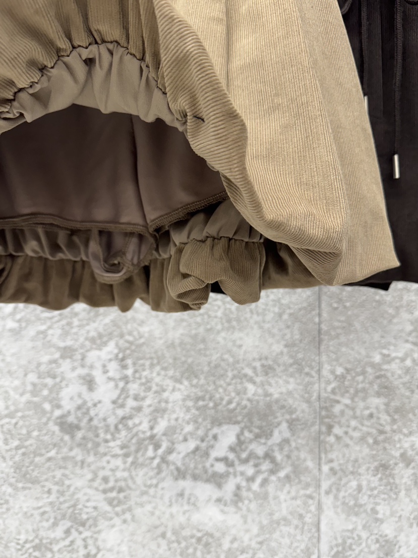 BADCALM韓國直郵㊣女裝新品時尚人氣推薦真品熱賣裙褲燈芯絨BADCALM裙褲