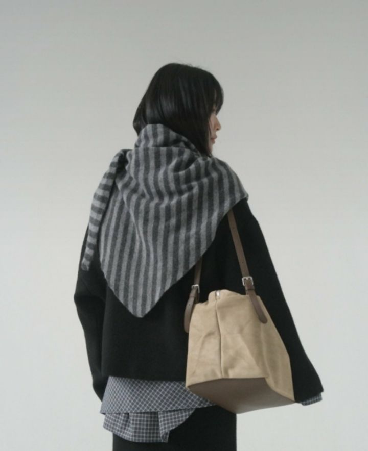 EBADA韓國代購㊣女裝新款熱賣休閑時尚推薦人氣圍巾披肩披肩EBADA圍巾/披肩