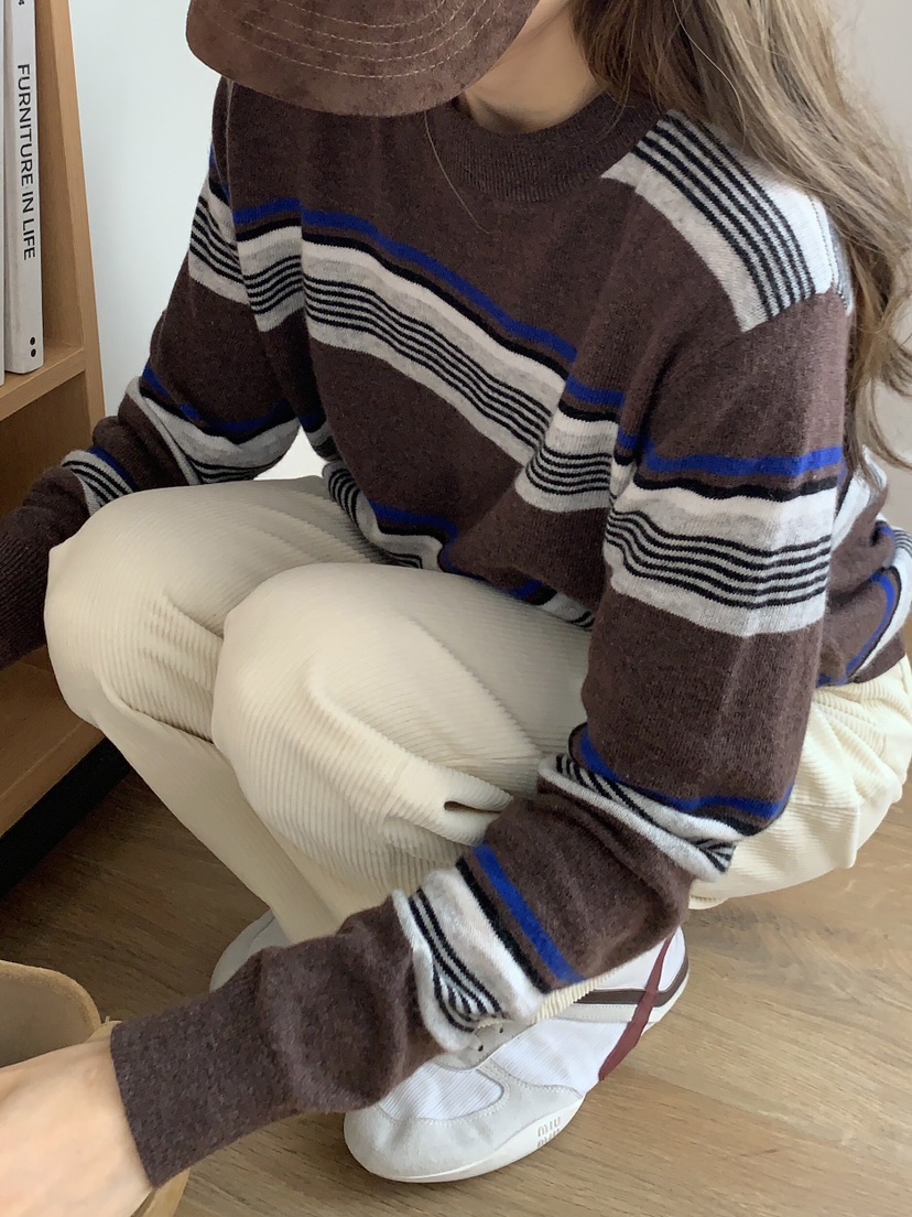 FORMSTUDIO韓國代購㊣女士新款人氣真品推薦針織衫單排扣圓領FORMSTUDIO針織衫