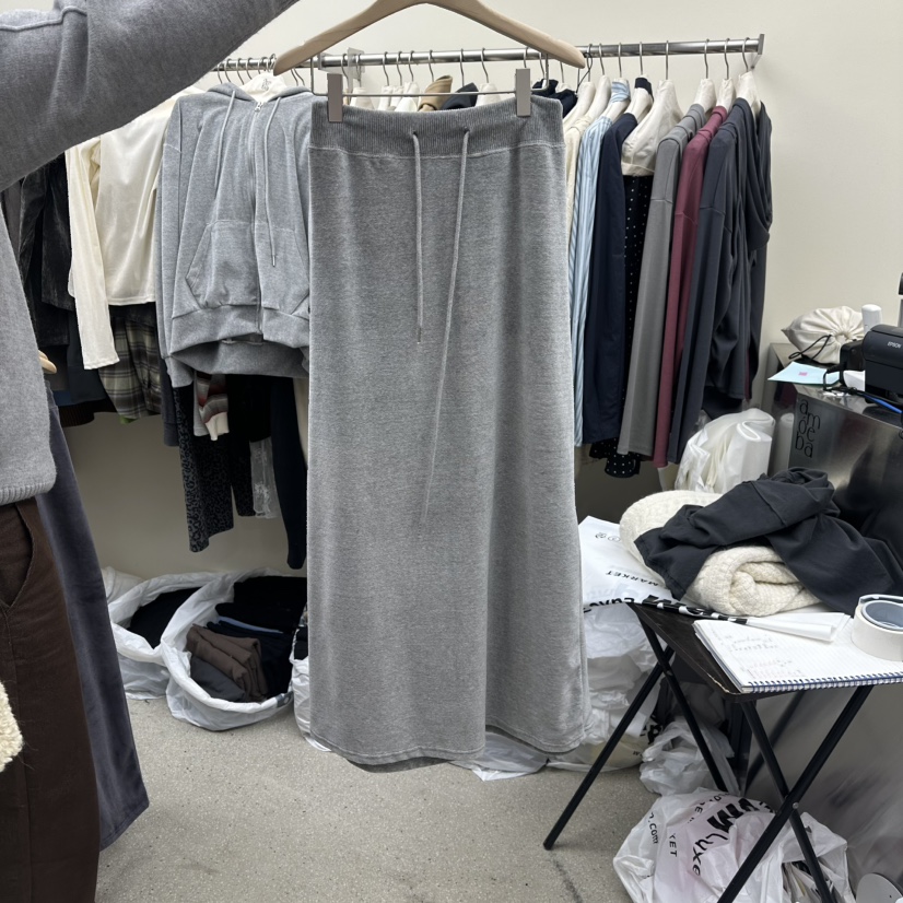 AMOEBA東大門㊣實拍女士新款25秋冬熱賣職業真品時尚長裙復古AMOEBA長裙